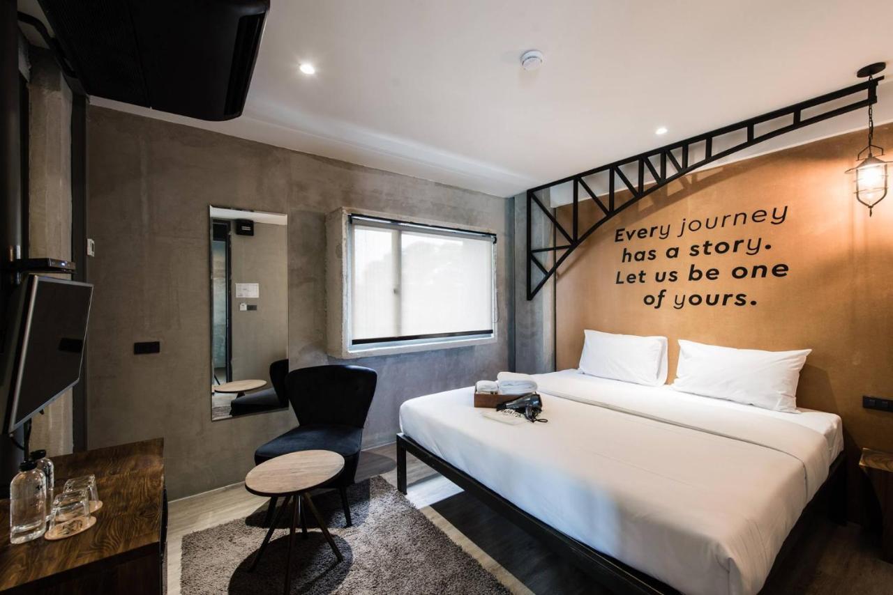 Westory Design Poshtel Hotel Канчанабури Екстериор снимка