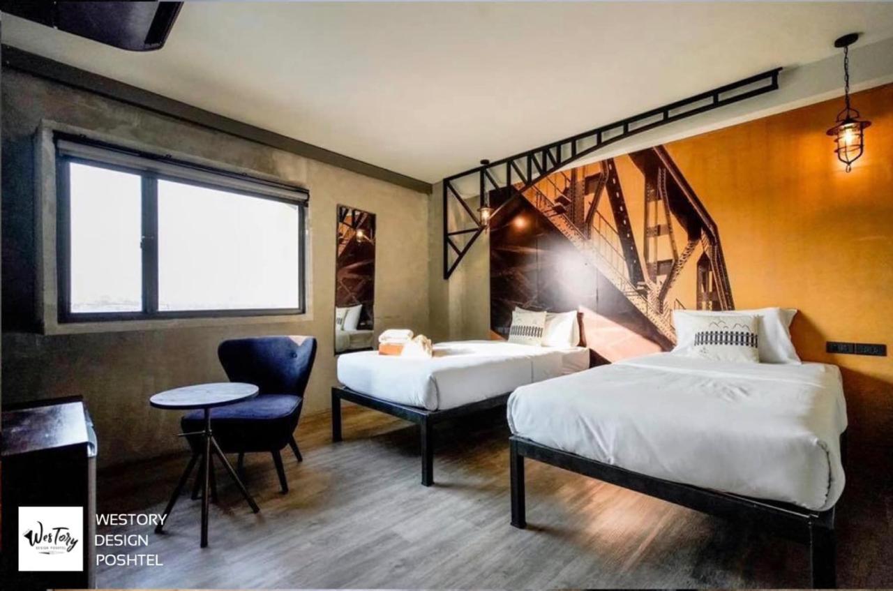 Westory Design Poshtel Hotel Канчанабури Екстериор снимка