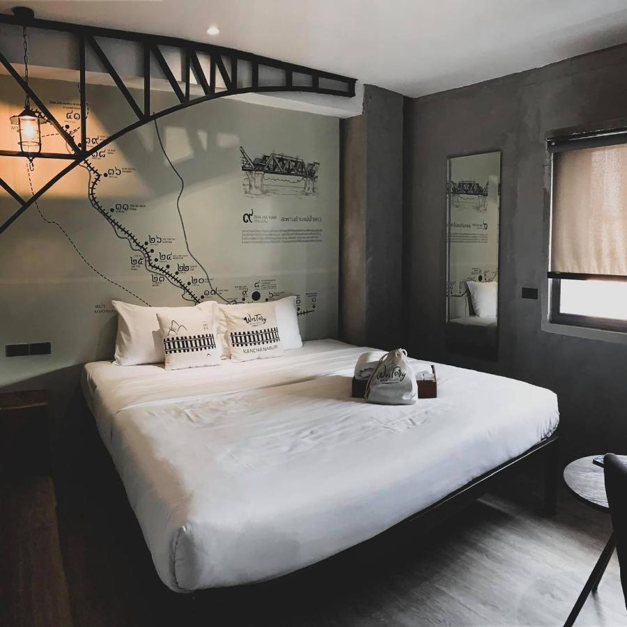 Westory Design Poshtel Hotel Канчанабури Екстериор снимка