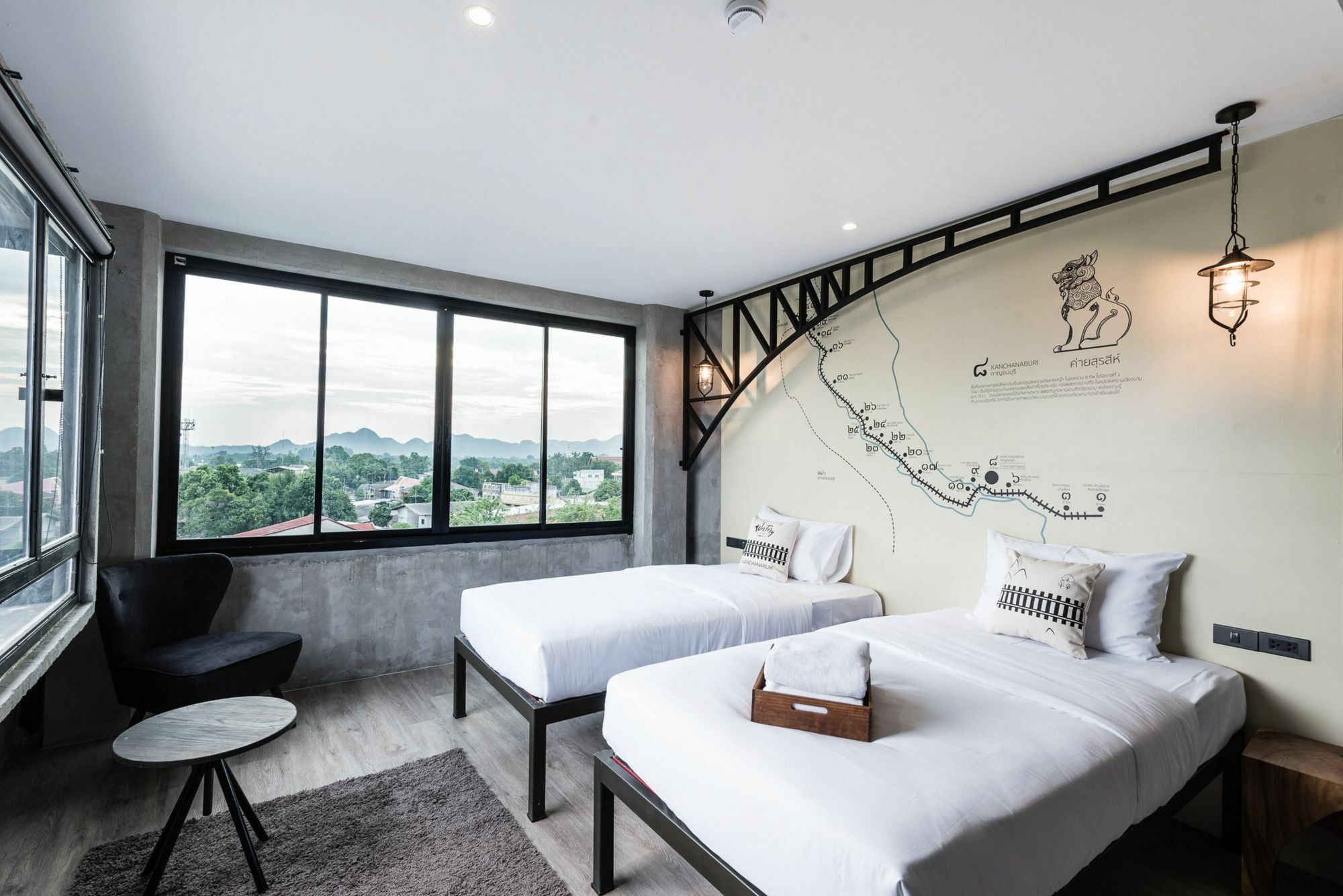 Westory Design Poshtel Hotel Канчанабури Екстериор снимка