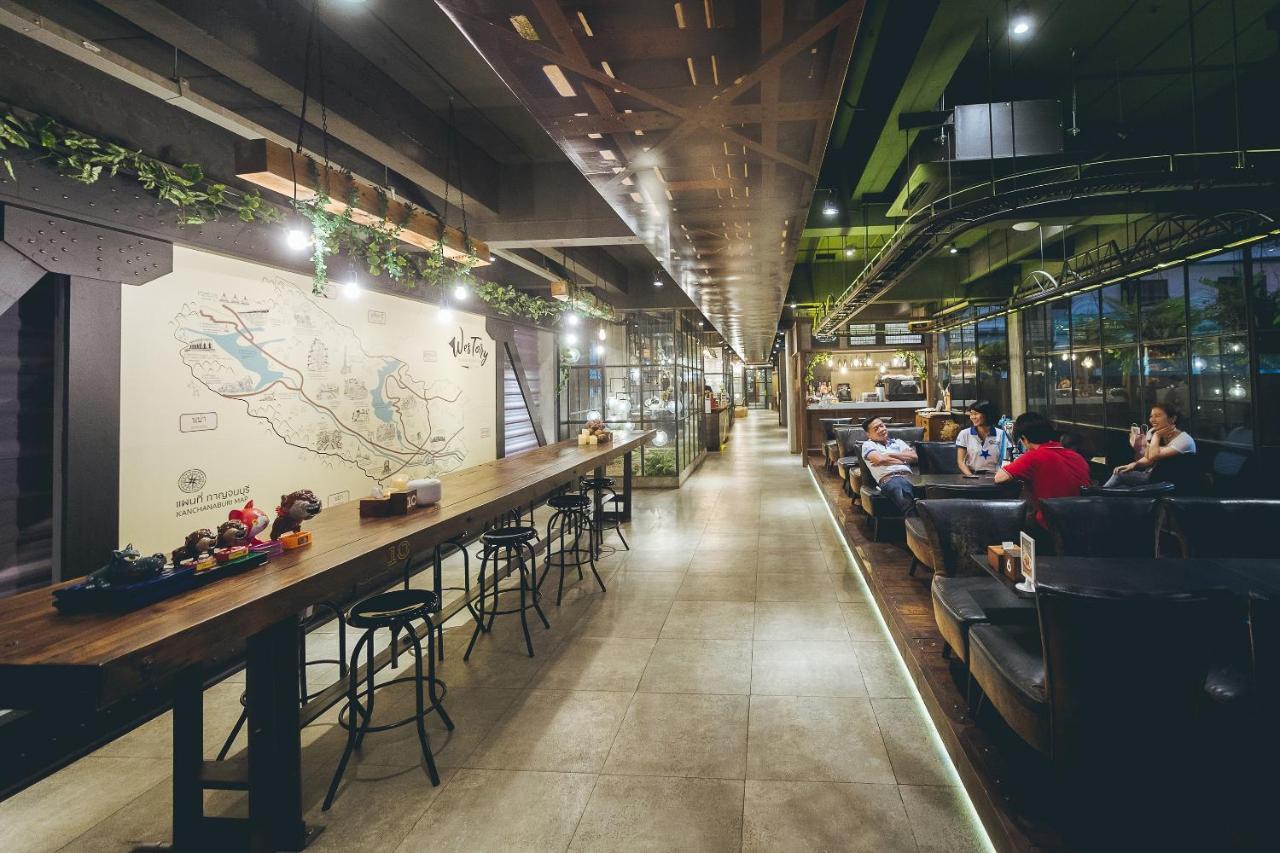 Westory Design Poshtel Hotel Канчанабури Екстериор снимка